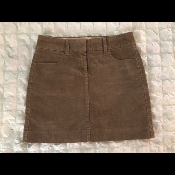 J. Crew Khaki Skirt Sz. 0 - Picture 1 of 3